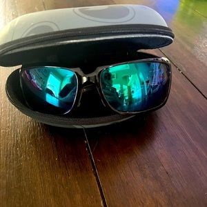 Costa Del Mar Isabella’s